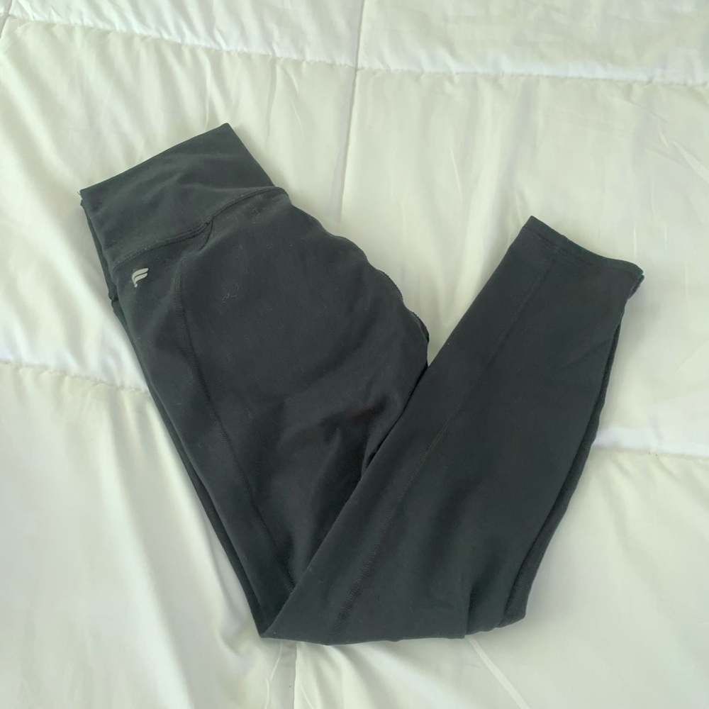 Black Fabletics leggings